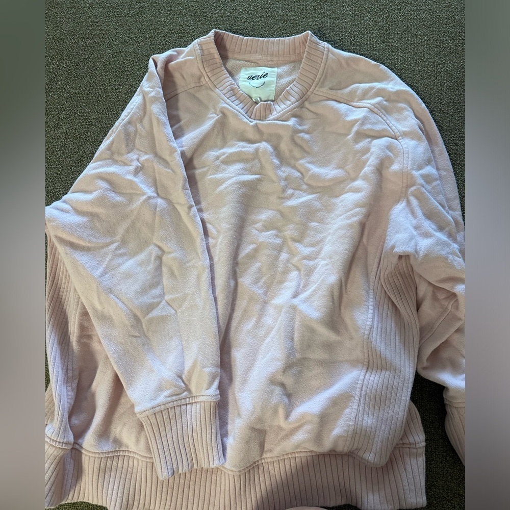 Aerie crew neck light pink